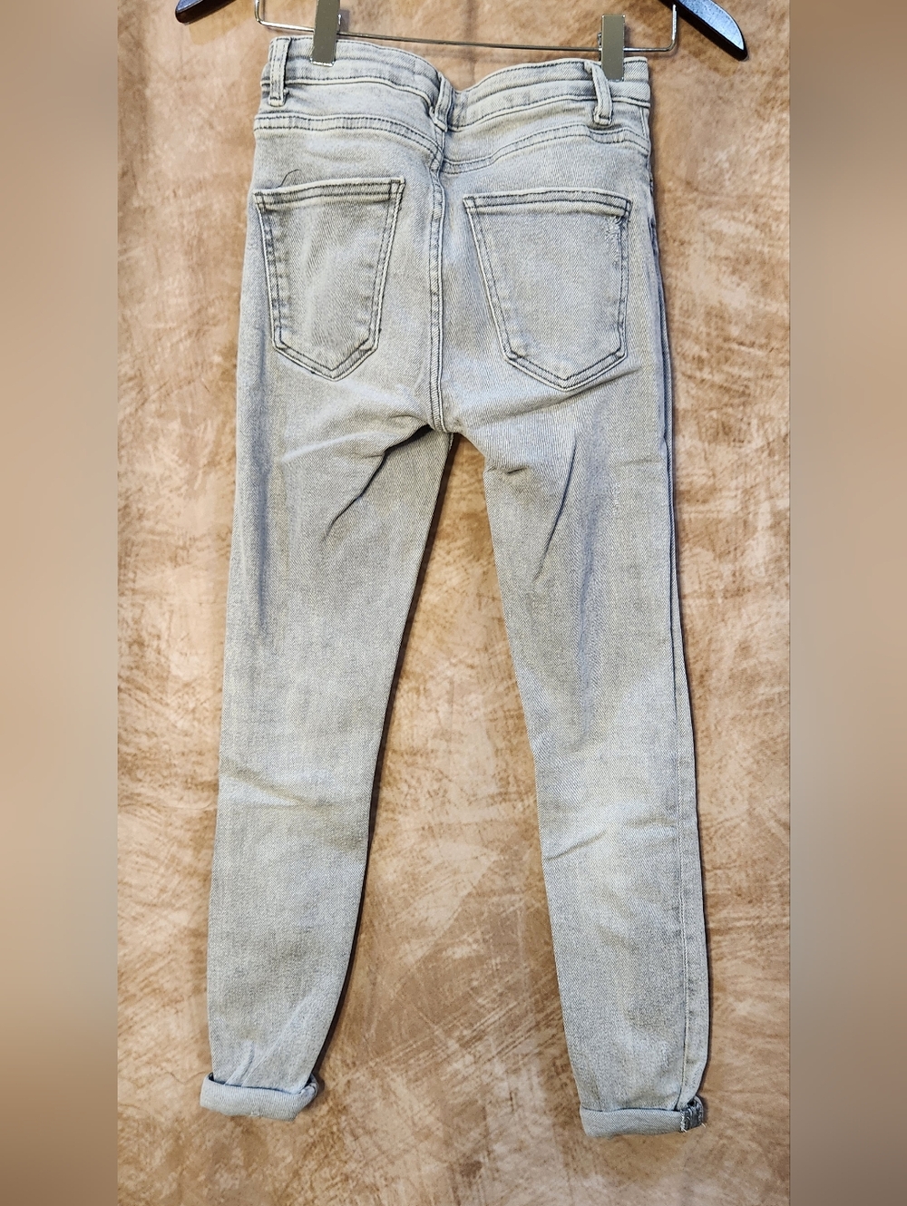 ZARA Light Wash Distressed Skinny Jeans – Size US 2 (EU 34) - Picture 7 of 10